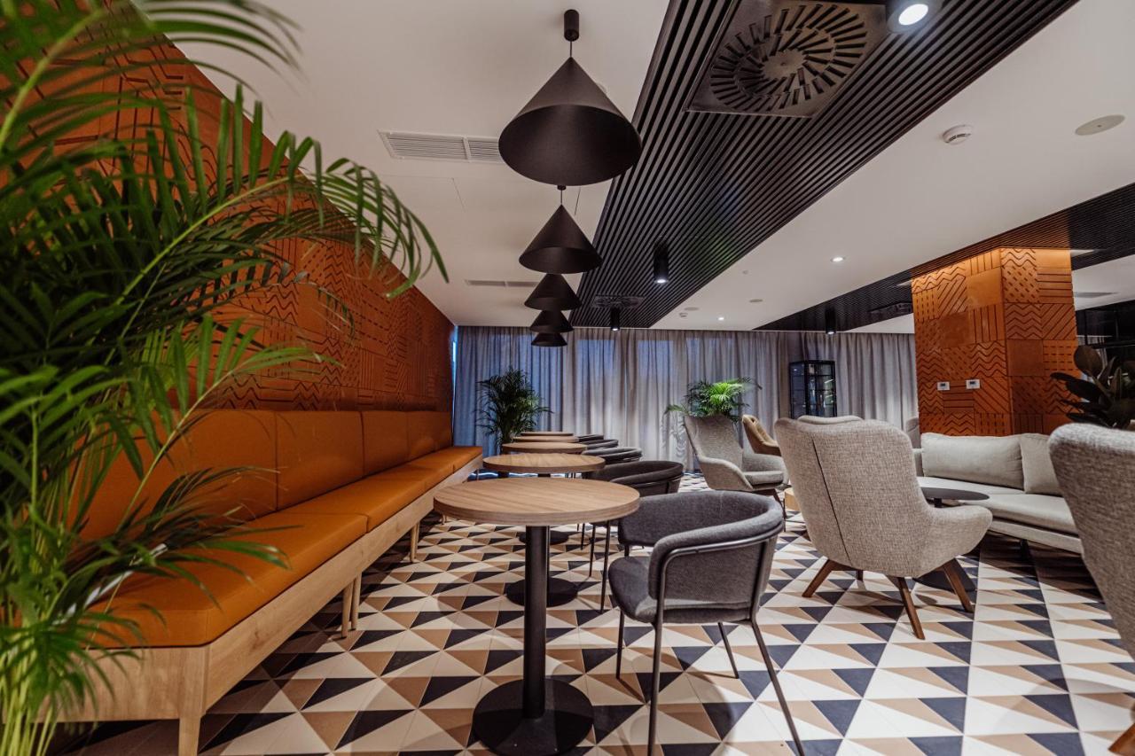 Elements Hotel&Spa Świeradów-Zdrój Екстериор снимка The lounge at the airport