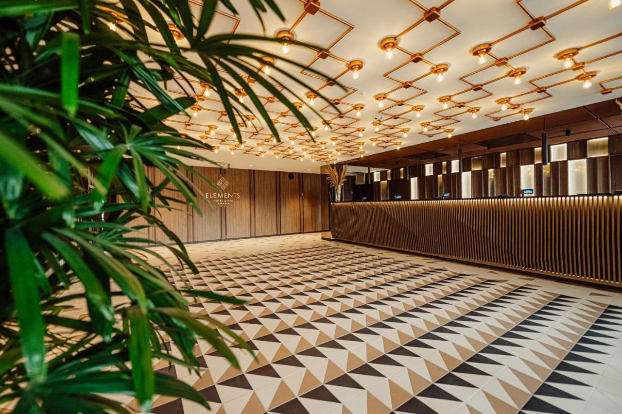 Elements Hotel&Spa Świeradów-Zdrój Екстериор снимка The lobby of the hotel