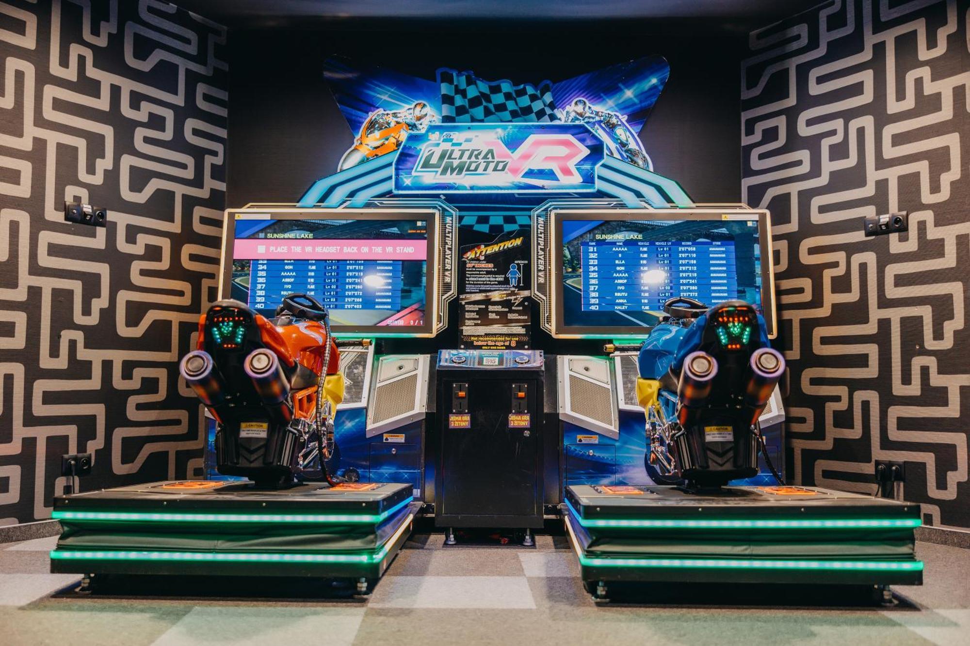 Elements Hotel&Spa Świeradów-Zdrój Екстериор снимка A SuperBike 3 arcade racing game